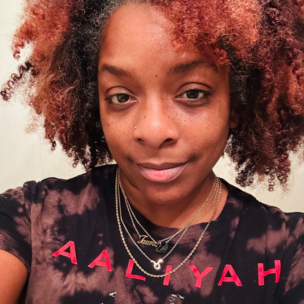 Meet your Posher, Chrystal
